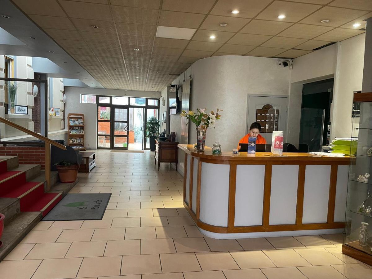 Hotel La Poularde Gien Extérieur photo