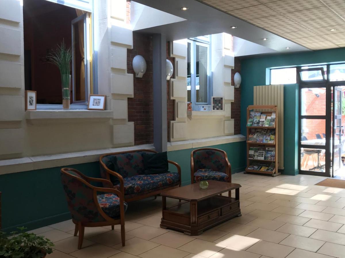 Hotel La Poularde Gien Extérieur photo