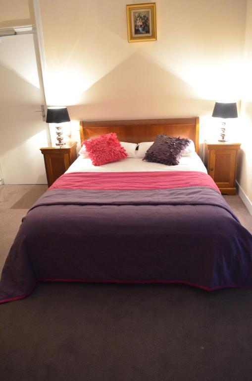 Hotel La Poularde Gien Chambre photo