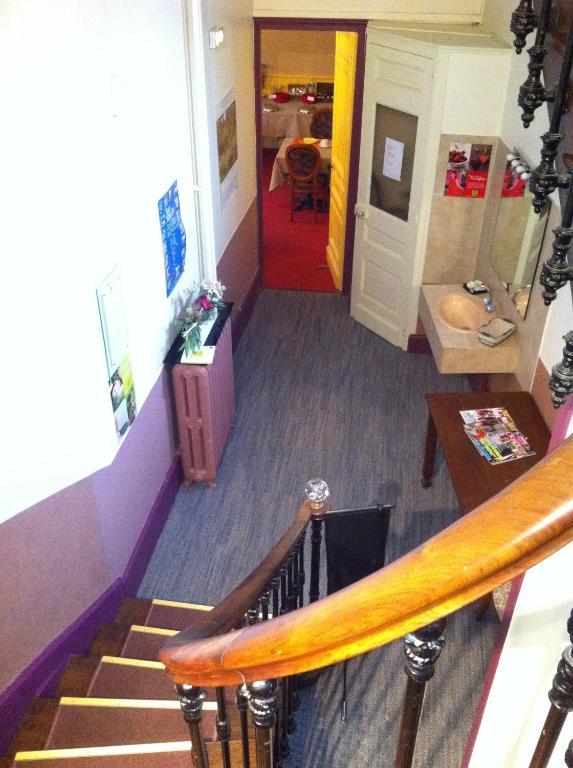 Hotel La Poularde Gien Extérieur photo